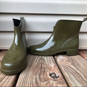 Hunter Green Rain Boots